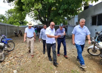 Gobierno impulsa obras en beneficio de campesinos en el Cibao