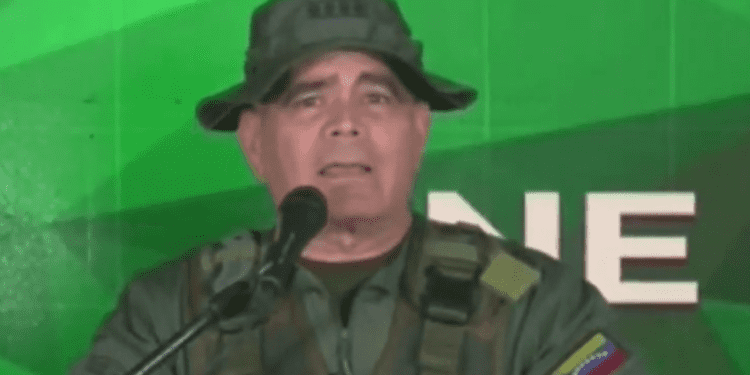 Vladimir Padrino López destaca votaciones pacíficas en Venezuela