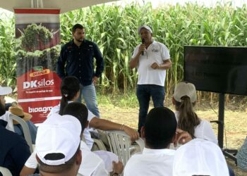 Edward Camilo destaca la importancia del ensilaje para el futuro de la ganadería