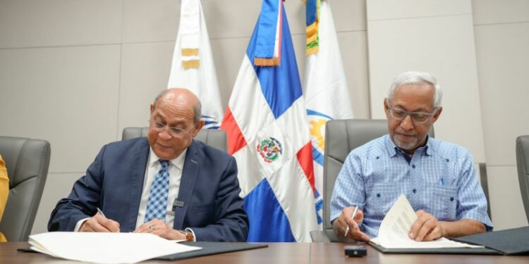 Acuerdo para reducir deserción escolar y formar técnicos para industria 4.0