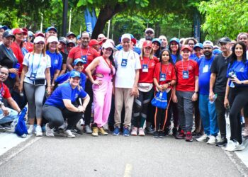 Primer Maratón 5K del Senado premia a Luis de los Santos y Edilania Pichardo