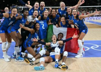 Italia destrona a Estados Unidos y conquista su primer oro en voleibol femenino