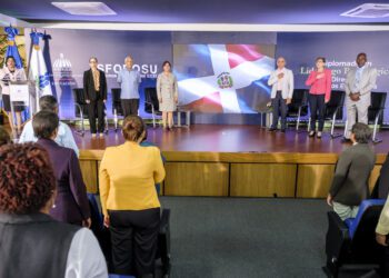 ISFODOSU ofrece diplomado para directores escolares