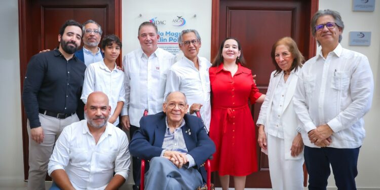 Instituto de Aviación rinde homenaje a Franklin Polanco