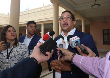 Gobierno presenta avances en contrataciones públicas a cuerpo diplomático