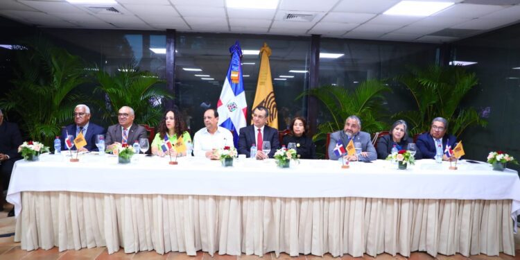 JCE-IESPEC inician primera especialidad en Administración Política Electoral