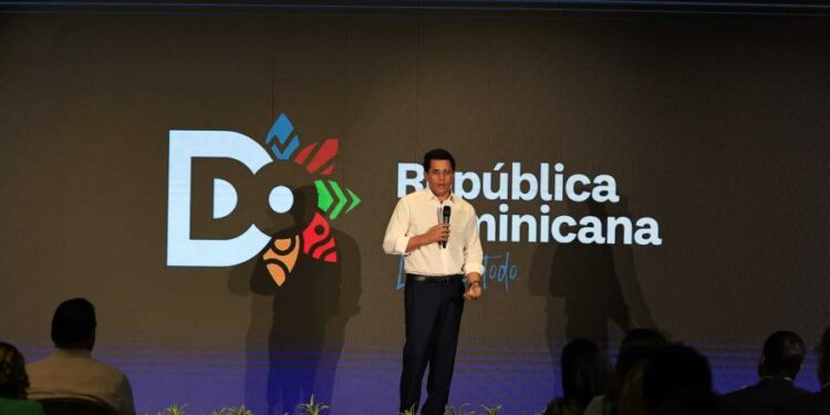 Turismo dominicano registra crecimiento récord en 2024