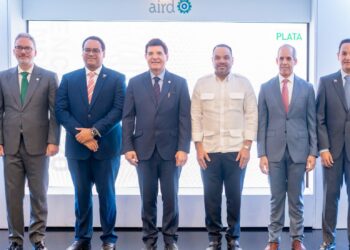 Astacio expone proyecciones positivas para sector eléctrico en RD