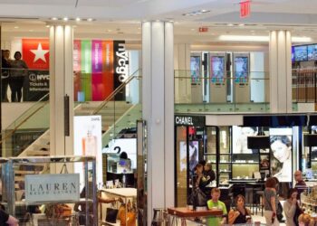 El PMI  servicios de EE.UU. se ralentiza en julio, pero encadena 18 meses en positivo