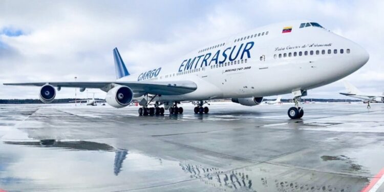 Crisis de conectividad aérea pone en jaque al turismo venezolano