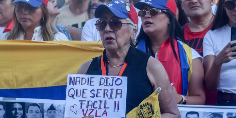 La oposición venezolana rechaza el fallo del TSJ
