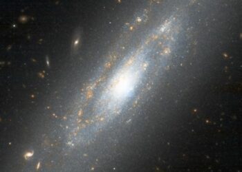 El Telescopio Webb desafía tensiones cósmicas del Huble con nuevas mediciones