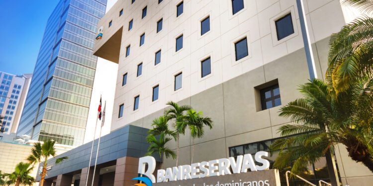 Banreservas aumenta capital a RD$76,000 millones en histórico hito
