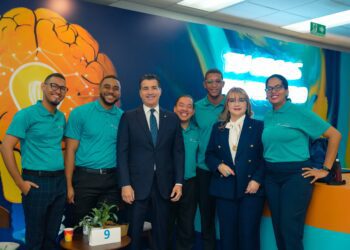 Banco Popular premia a colaboradores por soluciones con inteligencia artificial