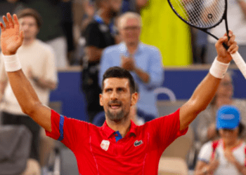 Novak Djokovic vence a Carlos Alcaraz en Juegos Olímpicos París 2024