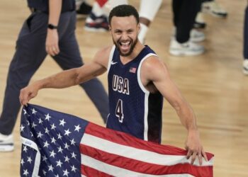 EEUU vence a Francia en baloncesto masculino y se lleva el oro