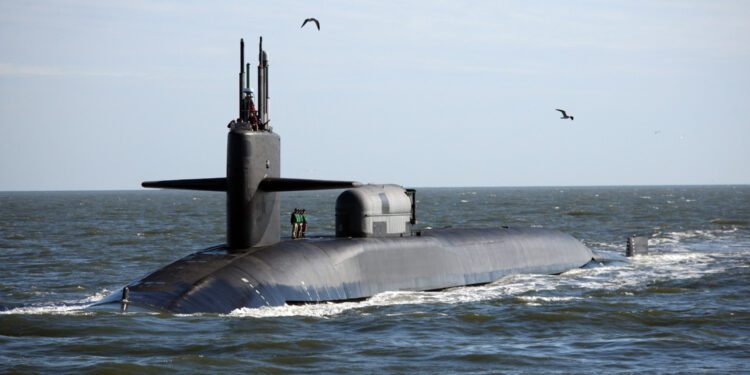 El Pentágono despliega submarino con misiles guiados a Oriente Próximo