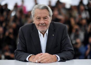 Fallece a los 88 años Alain Delon, ícono del cine francés  