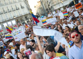 EEUU "exigirá responsabilidades" a quienes faciliten "el fraude electoral" en Venezuela