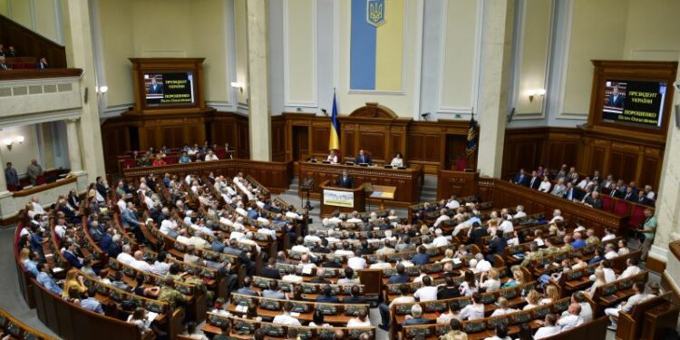 AI cuestiona a Ucrania por una conveniente ratificación del Estatuto de Roma