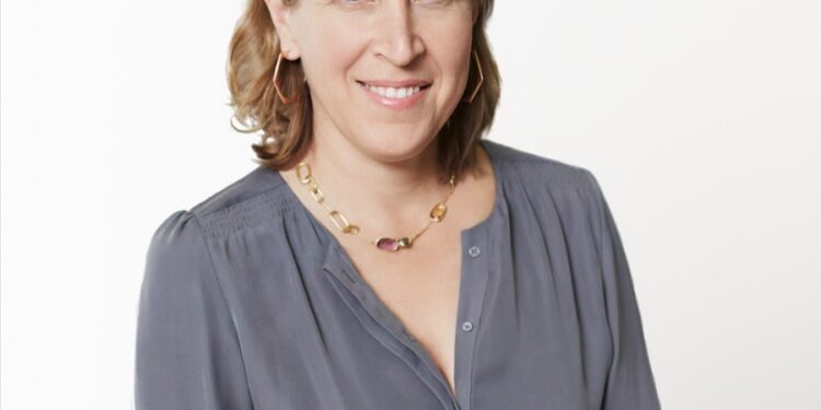 Muere exdirectora de YouTube y figura clave de Google