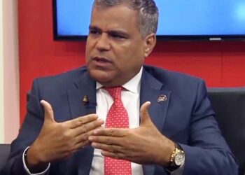 Tommy Galán denuncia chapucería política en ayuntamiento de La Vega