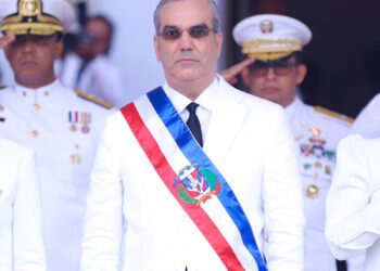 Abinader promete más transparencia y combate a la corrupción