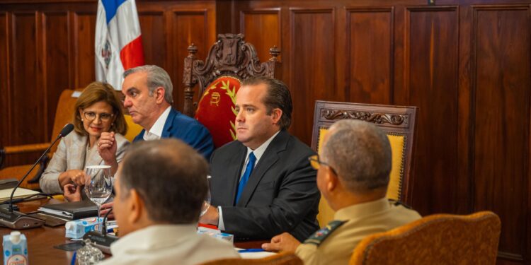 Paliza crea comité para observación de licitaciones FITRAM