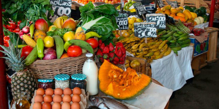 Una de cada tres personas no puede acceder a dietas saludables