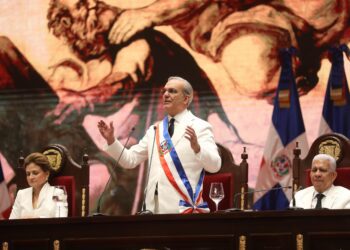 Abinader exige transparencia en resultados electorales de Venezuela