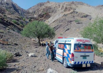 Pakistán: Mueren doce miembros de una misma familia por el derrumbe de una casa