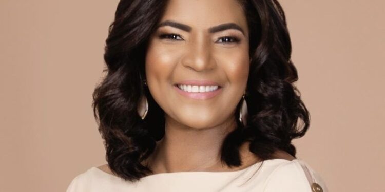 Anibelca Rosario aspira a ser titular de la JCE con apoyo gremial y académico