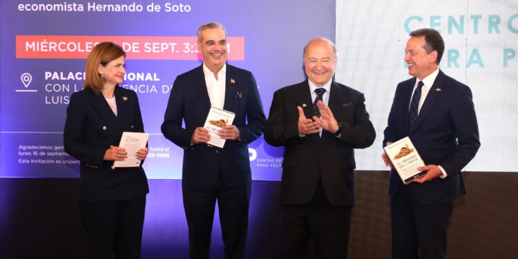 Abinader anuncia triplicará entrega de títulos de propiedad en futuro