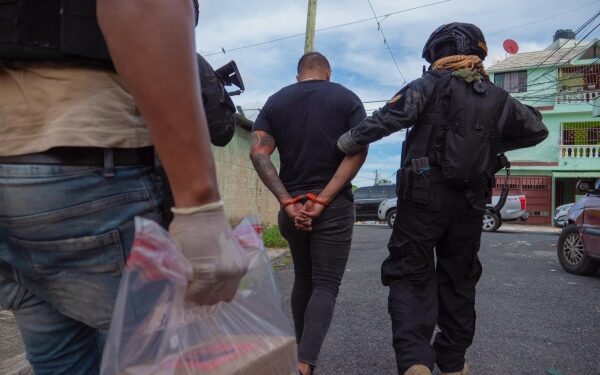 Megaoperativo en Santo Domingo Norte: cae microtraficante con 20 kilos de droga