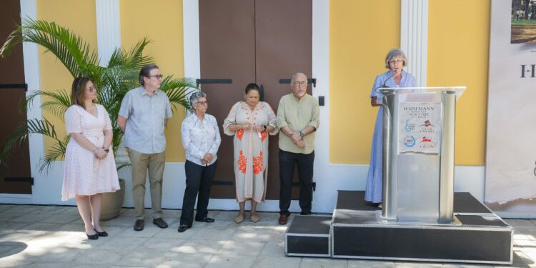 Inauguran exposición "Hartmann: El legado visual del Siglo XIX en el Caribe"