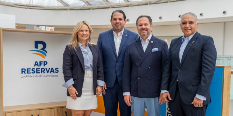 Afiliados AFP Reservas pueden consultar pensiones en caseta de Ágora Mall