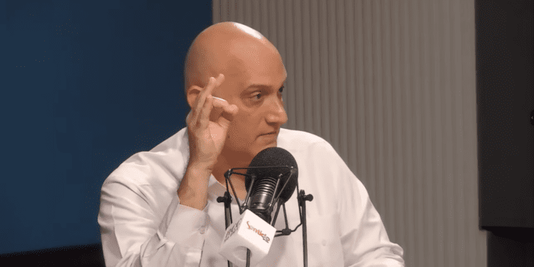 Ministro de Economía subraya necesidad de un Estado eficiente