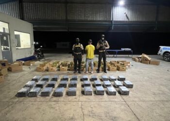 Incautan presunta cocaína en Pepillo Salcedo con destino a Róterdam