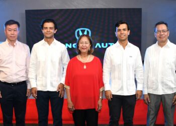 Changan y GAC celebran en grande el 75º Aniversario de la Fundación de la República Popular China