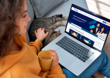 Banco Popular impulsa educación financiera con liderazgo femenino