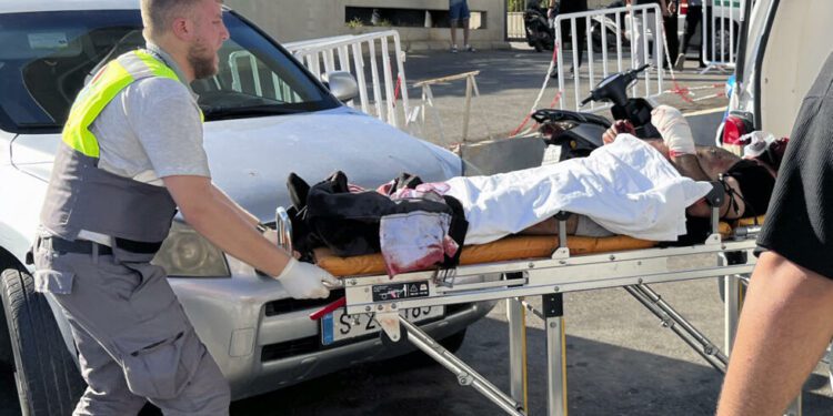 Explosiones en Líbano y Siria dejan ocho muertos y miles heridos