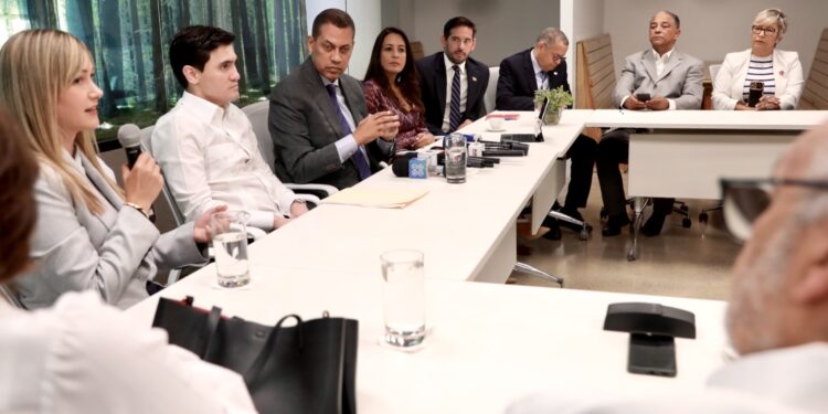 Indotel lanzará Televisión Terrestre Digital en noviembre