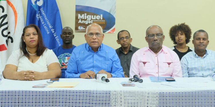 Maestros rechazan uso de fondos de INABIMA para pensiones