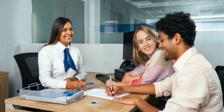 Banreservas lanza nueva campaña institucional más solidario