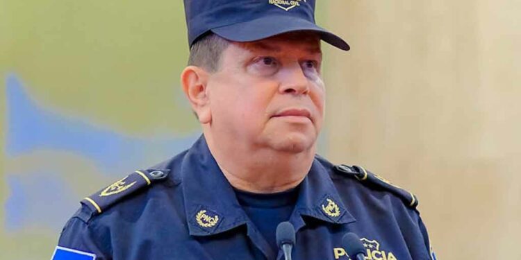 Sospechas de criminalidad tras muerte del jefe policial salvadoreño