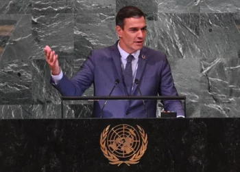 Sánchez critica a México exclusión del Rey de España en toma de posesión
