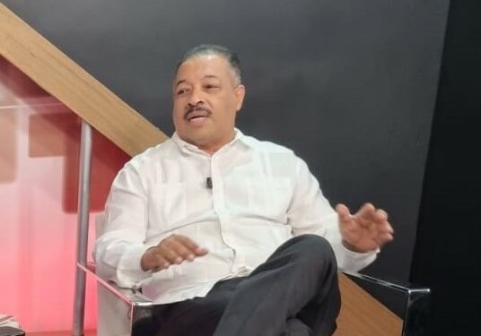 Dirigente FP advierte sobre agenda oculta en reforma constitucional para bajar el 50%