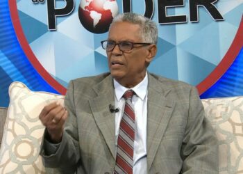 Sociólogo pide incluir un referéndum o plebiscito para reforma constitucional