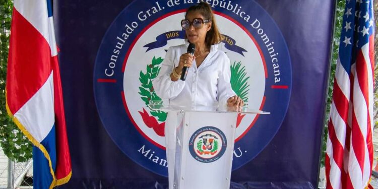 Legado industrias tabacalera y de ron dominicano se exhiben en Miami en evento benéfico