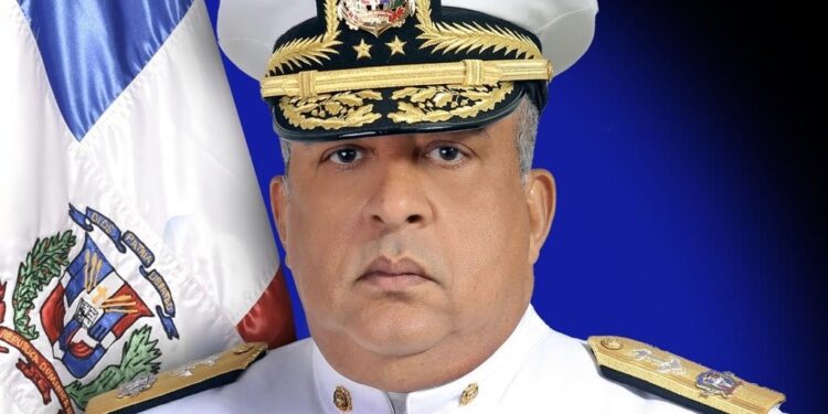 Presidente Abinader designa a Lee Ballester nuevo director de Migración